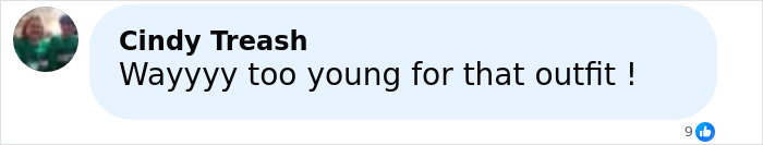 Beyoncé Fans Have Wild Reactions After Her Daughter, Blue Ivy, Turns Heads In Pink Dress Beyoncé Fans Have Wild Reactions After Her Daughter, Blue Ivy, Turns Heads In Pink Dress