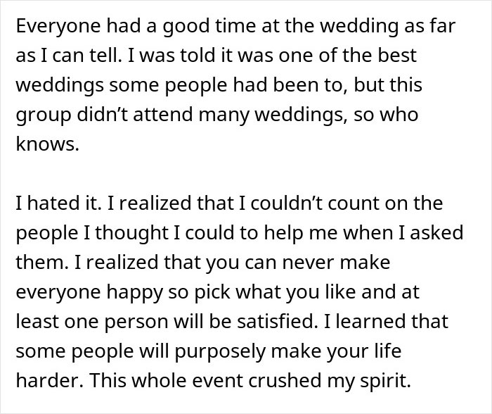 “I’m Super Disappointed In The Groom And Angry For The Bride”: Woman Shames A Halloween Wedding She Attended “I’m Super Disappointed In The Groom And Angry For The Bride”: Woman Shames A Halloween Wedding She Attended