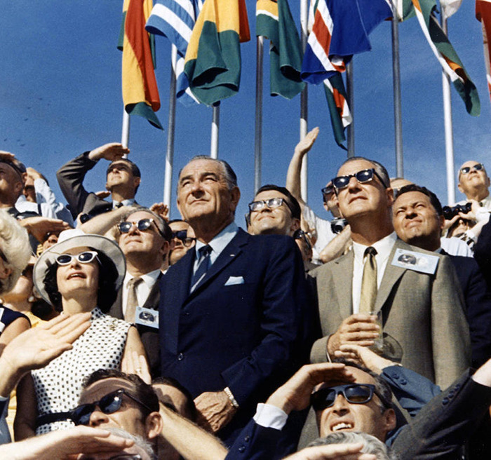 Kim Kardashian Rants About How The 1969 Moon Landing Was Fake, People Brutally Mock Her For It Kim Kardashian Rants About How The 1969 Moon Landing Was Fake, People Brutally Mock Her For It