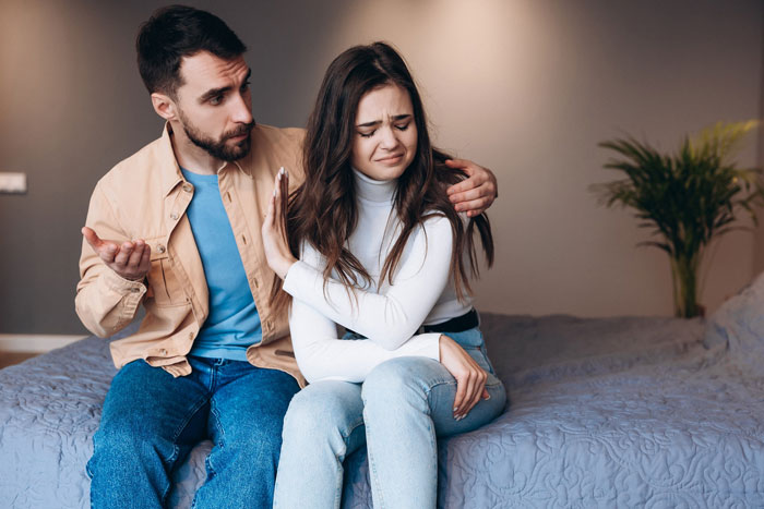 Guy Uses “Boys Trip” As A Disguise For His Affair, Refuses To Come Home For Family Emergency Guy Uses “Boys Trip” As A Disguise For His Affair, Refuses To Come Home For Family Emergency