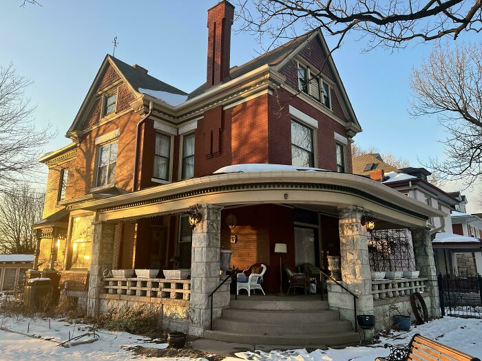 “Everything Old And Residential”: This Group Celebrates Old Homes, Here Are 50 Of The Most Interesting New Pics “Everything Old And Residential”: This Group Celebrates Old Homes, Here Are 50 Of The Most Interesting New Pics