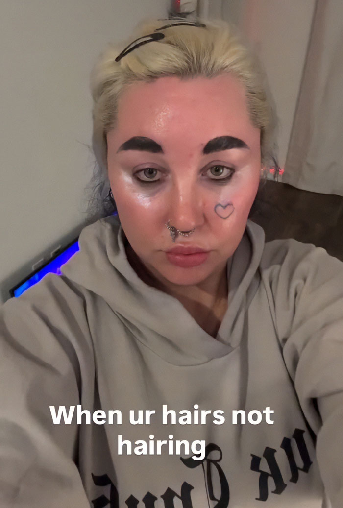 Amanda Bynes Hints At New Romance With Mystery Man After Debuting Unrecognizable Look Amanda Bynes Hints At New Romance With Mystery Man After Debuting Unrecognizable Look