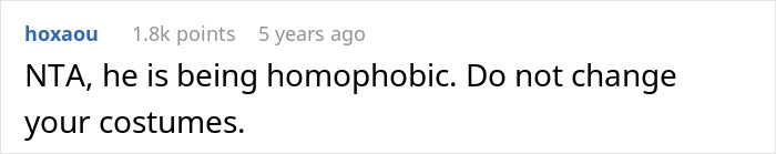 Woman Dumps Boyfriend After Her Friends’ Halloween Costumes Uncover His True Colors Woman Dumps Boyfriend After Her Friends’ Halloween Costumes Uncover His True Colors