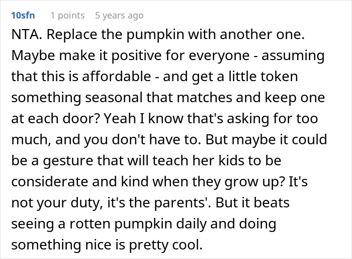 “It’s Now Been A Year”: Person Doesn’t Clean For Neighbor As They Always Do, Watches Pumpkin Decompose “It’s Now Been A Year”: Person Doesn’t Clean For Neighbor As They Always Do, Watches Pumpkin Decompose