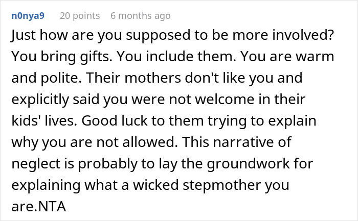 Women Hate That Their Kids Now Have To Pay For Their Ice-Cold Behavior Towards Their Stepmom Women Hate That Their Kids Now Have To Pay For Their Ice-Cold Behavior Towards Their Stepmom