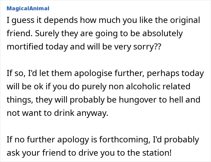 Woman Visits Friend Abroad, Wants To Go Home ASAP After Friend’s Wife Starts Serenading Her Woman Visits Friend Abroad, Wants To Go Home ASAP After Friend’s Wife Starts Serenading Her