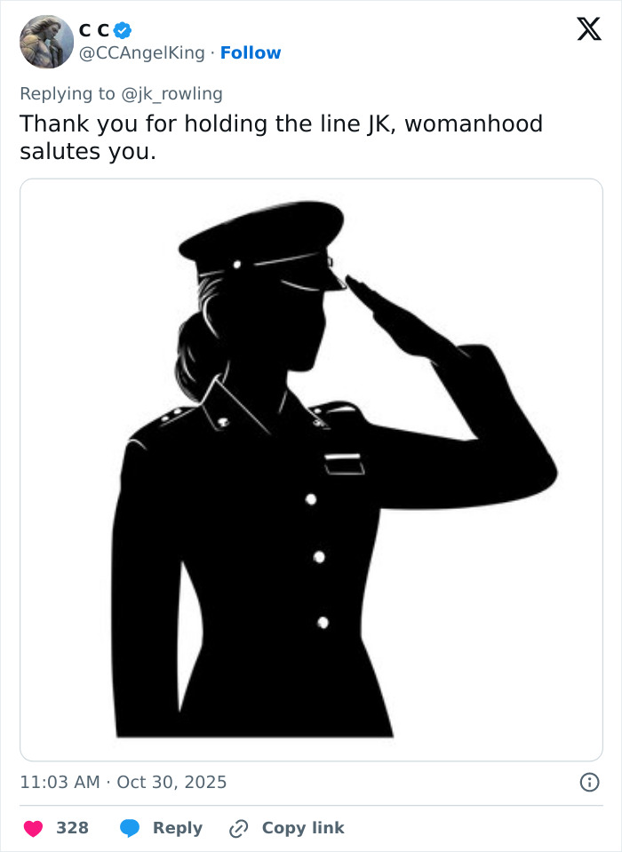 “Embarrasing”: People React To J.K. Rowling’s Comments On Glamour UK’s ‘Women Of The Year’ Cover “Embarrasing”: People React To J.K. Rowling’s Comments On Glamour UK’s ‘Women Of The Year’ Cover