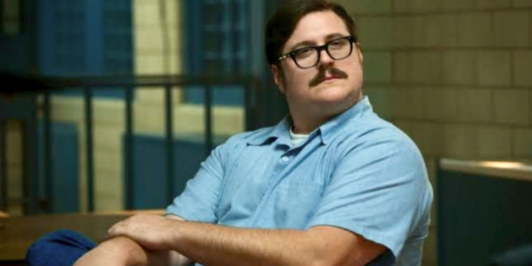 Cameron Britton as Ed Kemper in Mindhunter cast