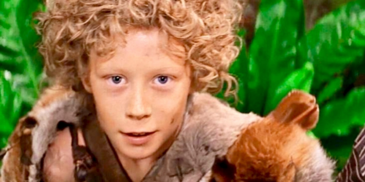 George Mackay in Peter Pan George Mackay in Peter Pan