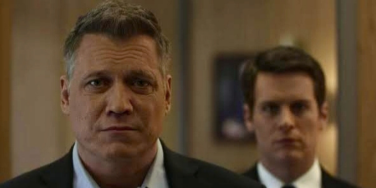 Holt McCallany as Bill Tench in Mindhunter cast