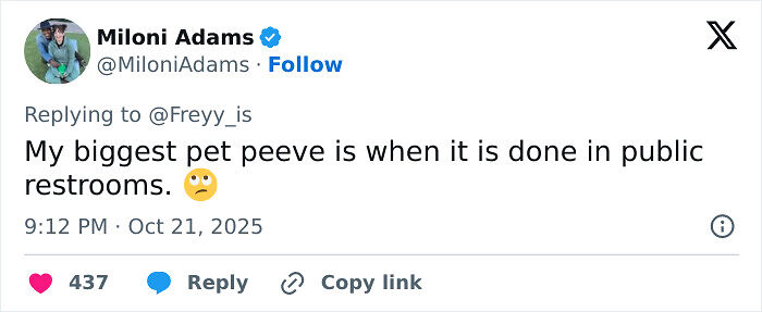 Guy Finds A Hilarious Way To End A Speakerphone Call In Public, People Share Their Tricks