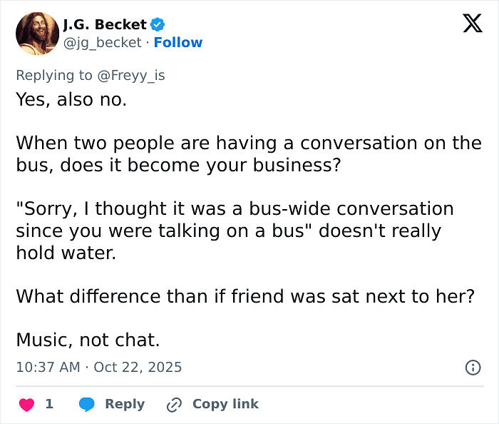 Guy Finds A Hilarious Way To End A Speakerphone Call In Public, People Share Their Tricks