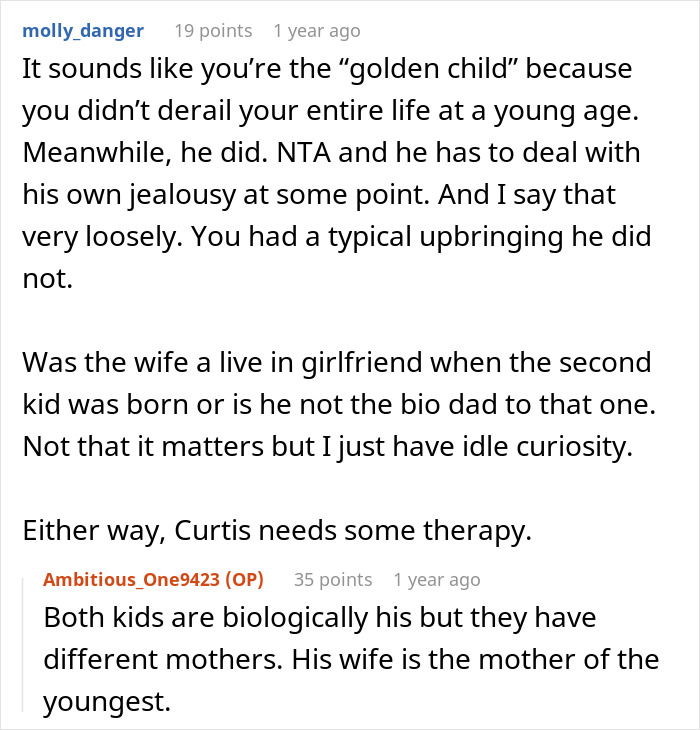 Brother Accuses Sister Of Being The “Golden Child,” She Doesn’t Hold Back Brother Accuses Sister Of Being The “Golden Child,” She Doesn’t Hold Back