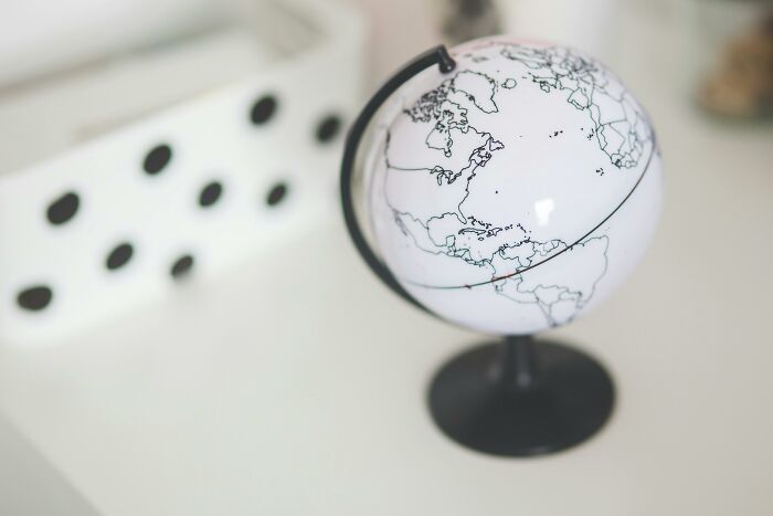 “Think You Know The Globe?”: Try To Identify 30 Countries By Just A Mark On The World Map