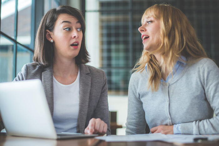 45 Stories Of Multilinguals Catching Folks Gossiping In “Secret” Languages They Understood Perfectly 45 Stories Of Multilinguals Catching Folks Gossiping In “Secret” Languages They Understood Perfectly