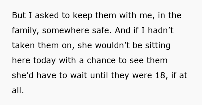 Mom Abandons 2 Kids With 23YO Sis, 6 Years Later Has The Gall To Complain About How She Raised Them Mom Abandons 2 Kids With 23YO Sis, 6 Years Later Has The Gall To Complain About How She Raised Them