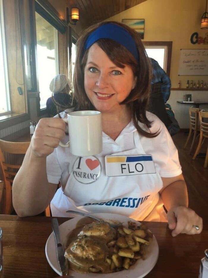 Hey Pandas, Show Us Your Halloween Costume