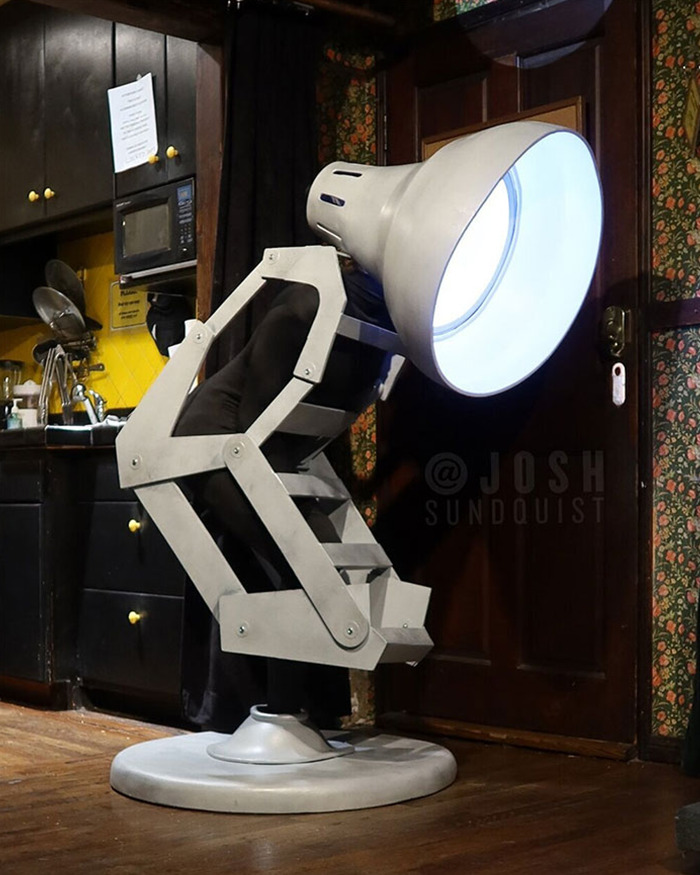 One-Legged Man Nails His Halloween Costume Again After Years Of Hilarious Viral Outfits