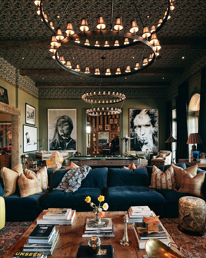 ‘Big Bang Theory’ Star Johnny Galecki Shares Rare Family Pictures From Disney World, And Fans Love It ‘Big Bang Theory’ Star Johnny Galecki Shares Rare Family Pictures From Disney World, And Fans Love It