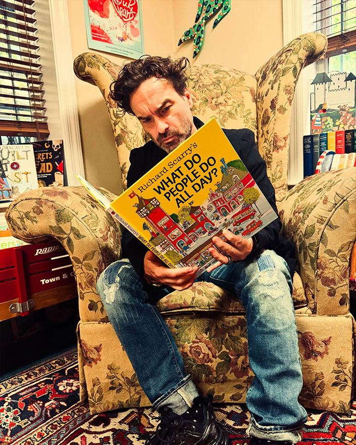 ‘Big Bang Theory’ Star Johnny Galecki Shares Rare Family Pictures From Disney World, And Fans Love It ‘Big Bang Theory’ Star Johnny Galecki Shares Rare Family Pictures From Disney World, And Fans Love It