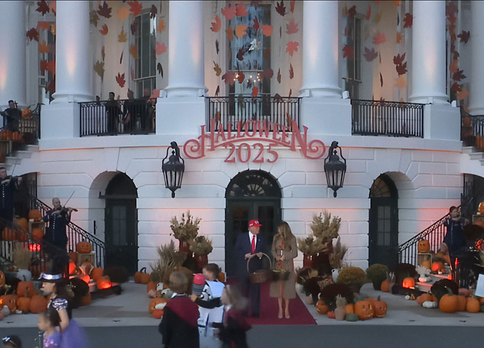 Melania Trump’s White House Halloween Display Gets Brutally Roasted Online Melania Trump’s White House Halloween Display Gets Brutally Roasted Online