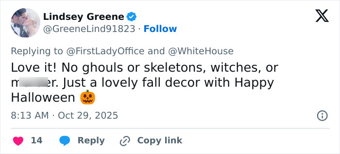 Melania Trump’s White House Halloween Display Gets Brutally Roasted Online Melania Trump’s White House Halloween Display Gets Brutally Roasted Online