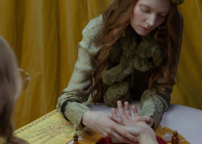 56 People Who Had A Psychic Reading That Turned Out To Be True