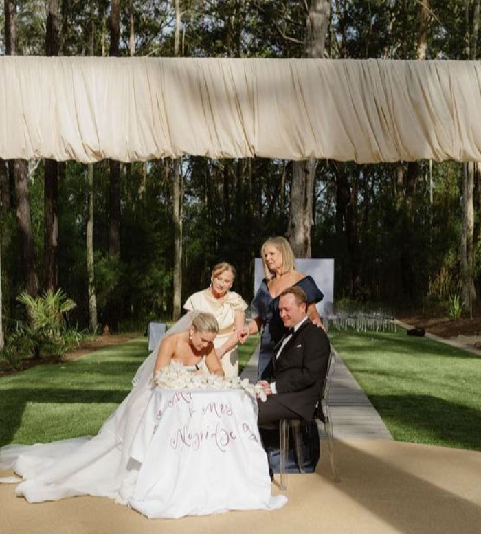 “Genuinely Confused”: Bride Shocked By Wedding Photos From Top Australian Photographer