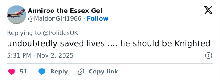 Hero Old Man Blocks Knife Attack On Girl During UK Train Rampage As Chaos Unfolds