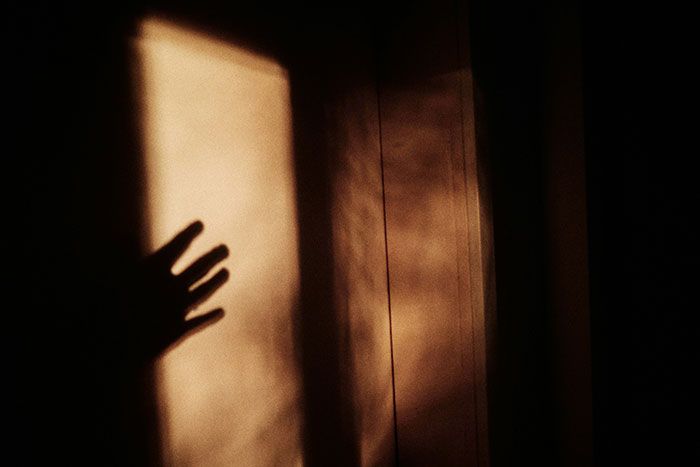 88 People Share The Scariest Things They’ve Woken Up To: “Closest I’ve Ever Come To A Heart Attack” 88 People Share The Scariest Things They’ve Woken Up To: “Closest I’ve Ever Come To A Heart Attack”