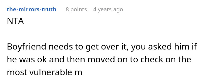 Guy Really Upset His Nurse Girlfriend Prioritized Dogs And A Baby During A Car Crash Guy Really Upset His Nurse Girlfriend Prioritized Dogs And A Baby During A Car Crash