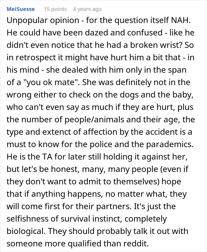 Guy Really Upset His Nurse Girlfriend Prioritized Dogs And A Baby During A Car Crash Guy Really Upset His Nurse Girlfriend Prioritized Dogs And A Baby During A Car Crash