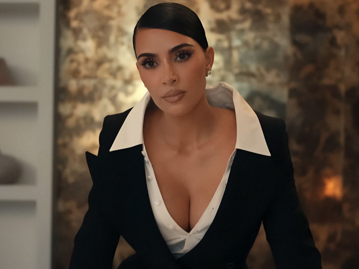 “Everyone Laughed”: Kim Kardashian’s ‘All’s Fair’ Premiere Called ‘A Total Disaster’ By Attendee “Everyone Laughed”: Kim Kardashian’s ‘All’s Fair’ Premiere Called ‘A Total Disaster’ By Attendee