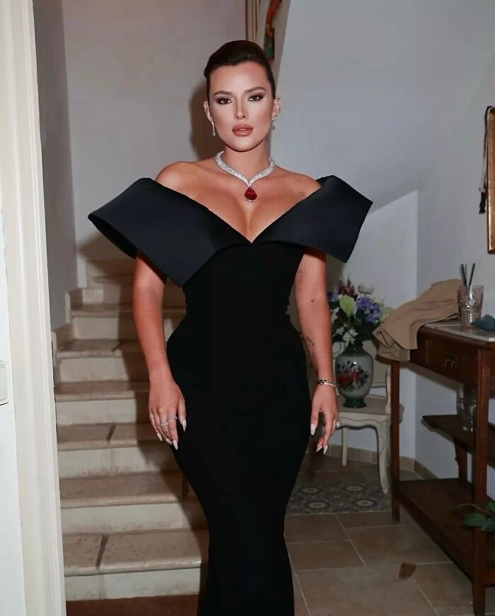 20 Celebrities You Didn’t Expect To See On Members-Only Fan Pages 20 Celebrities You Didn’t Expect To See On Members-Only Fan Pages