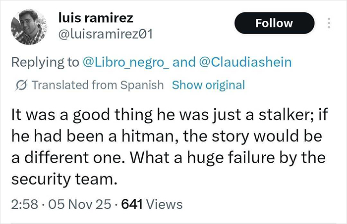 “Outrageous”: Mexican President Stands Helplessly As Man Physically Violates Her In Front Of The Crowd “Outrageous”: Mexican President Stands Helplessly As Man Physically Violates Her In Front Of The Crowd
