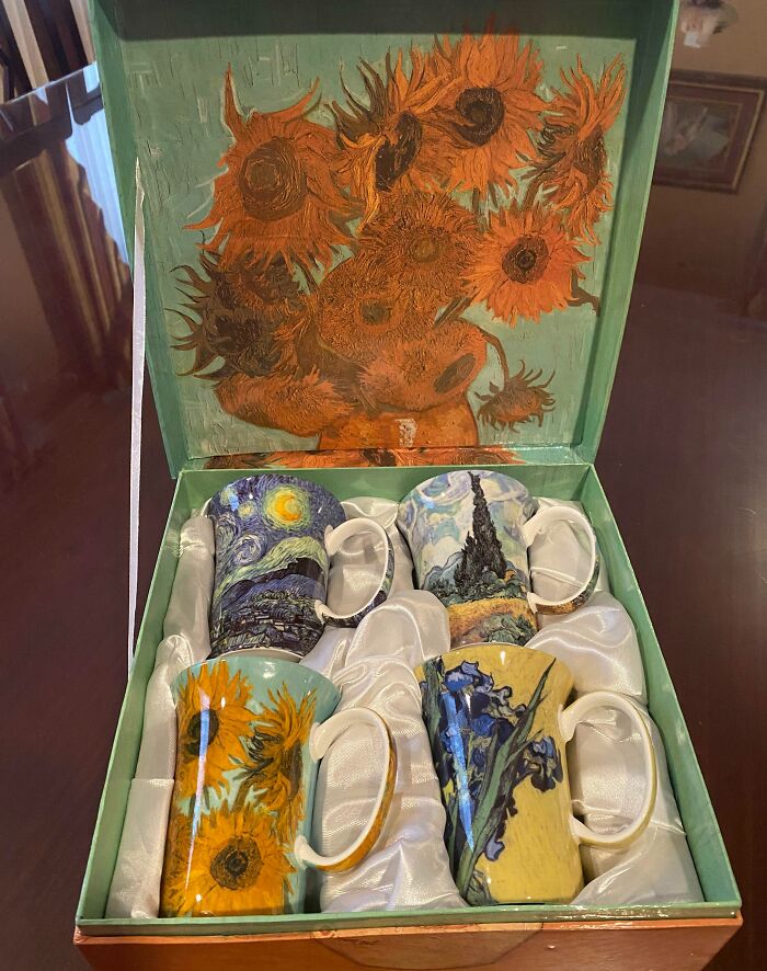 50 People Who Scored Once-In-A-Lifetime Finds While Thrifting 50 People Who Scored Once-In-A-Lifetime Finds While Thrifting