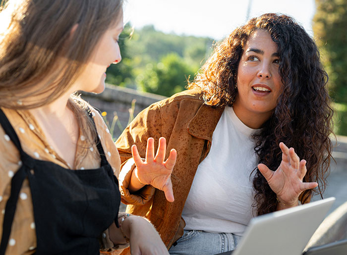 Woman Asks If She Should Go No-Contact With Bridezilla Cousin After Disastrous Dress Drama Woman Asks If She Should Go No-Contact With Bridezilla Cousin After Disastrous Dress Drama