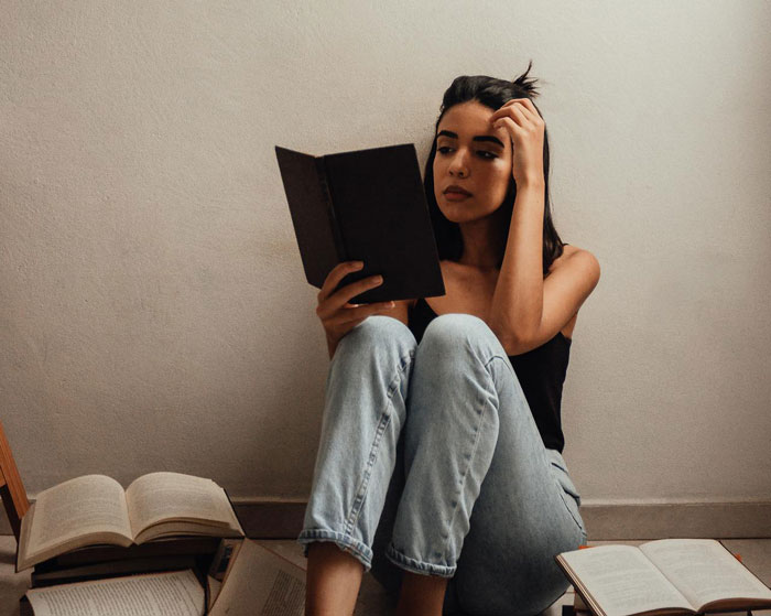 “I Was Not Bluffing”: Woman Steals SIL’s Book And Publishes It, Ends Up Losing Every Cent She Made “I Was Not Bluffing”: Woman Steals SIL’s Book And Publishes It, Ends Up Losing Every Cent She Made