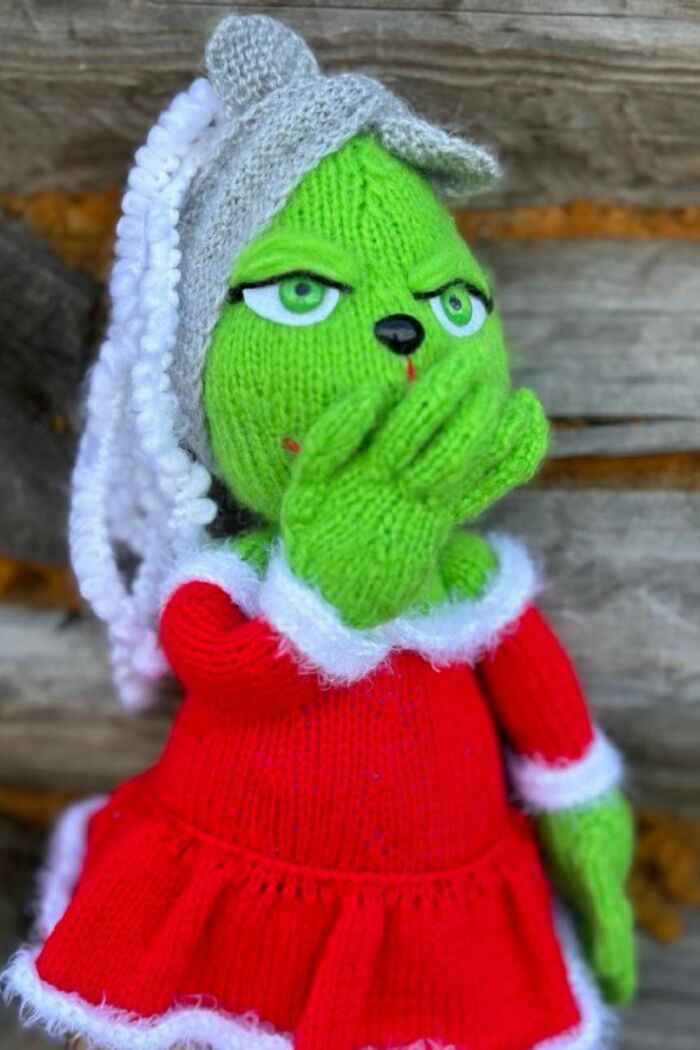 30 Grinch Knitting Projects That Will Make You Want To Knit Toys (New Pics) 30 Grinch Knitting Projects That Will Make You Want To Knit Toys (New Pics)