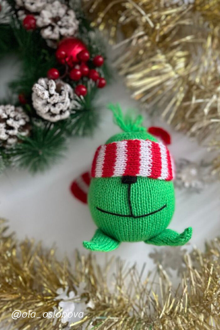 30 Grinch Knitting Projects That Will Make You Want To Knit Toys (New Pics) 30 Grinch Knitting Projects That Will Make You Want To Knit Toys (New Pics)