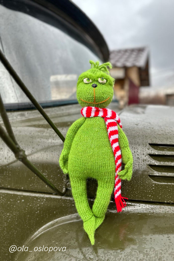 30 Grinch Knitting Projects That Will Make You Want To Knit Toys (New Pics) 30 Grinch Knitting Projects That Will Make You Want To Knit Toys (New Pics)