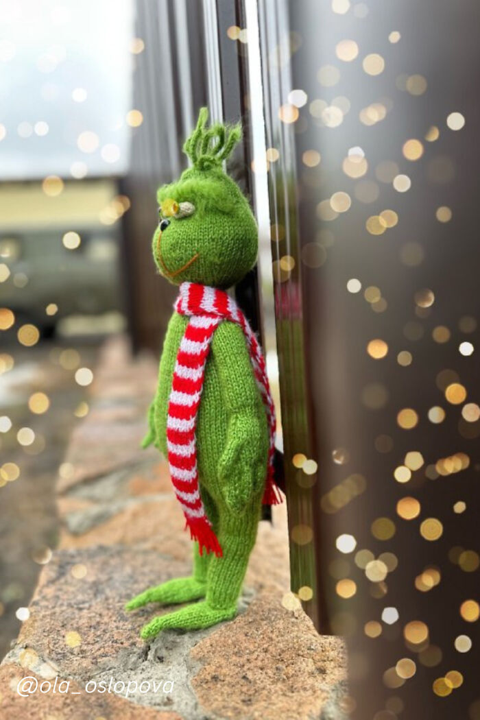 30 Grinch Knitting Projects That Will Make You Want To Knit Toys (New Pics) 30 Grinch Knitting Projects That Will Make You Want To Knit Toys (New Pics)