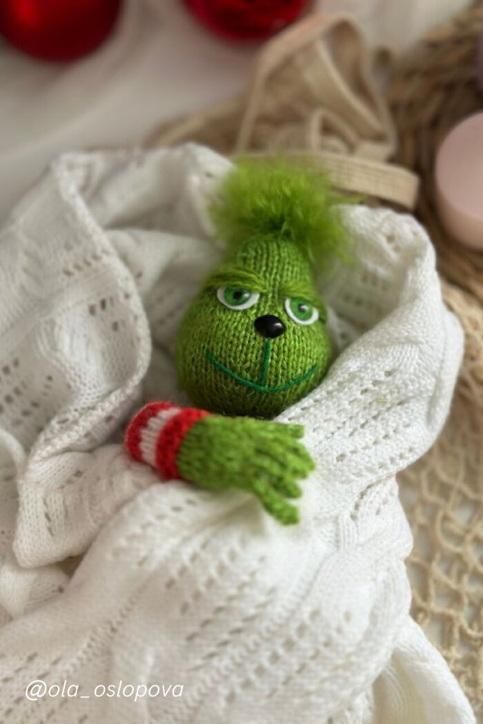30 Grinch Knitting Projects That Will Make You Want To Knit Toys (New Pics) 30 Grinch Knitting Projects That Will Make You Want To Knit Toys (New Pics)