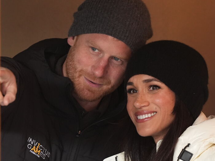 Many Are Convinced Meghan Markle’s “Irritating” Celebration With Prince Harry At Home Was Staged Many Are Convinced Meghan Markle’s “Irritating” Celebration With Prince Harry At Home Was Staged