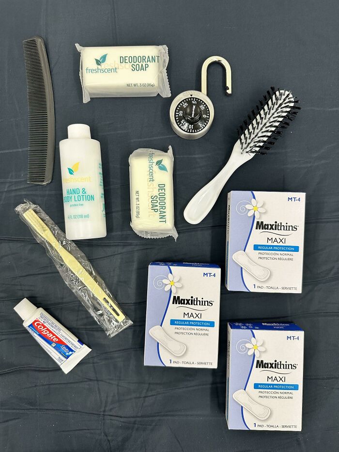 “All Things Knolled”: 106 Images That Might Soothe And Satisfy Your Need For Order (New Pics) “All Things Knolled”: 106 Images That Might Soothe And Satisfy Your Need For Order (New Pics)