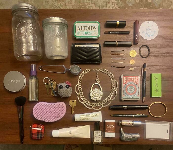 “All Things Knolled”: 106 Images That Might Soothe And Satisfy Your Need For Order (New Pics) “All Things Knolled”: 106 Images That Might Soothe And Satisfy Your Need For Order (New Pics)