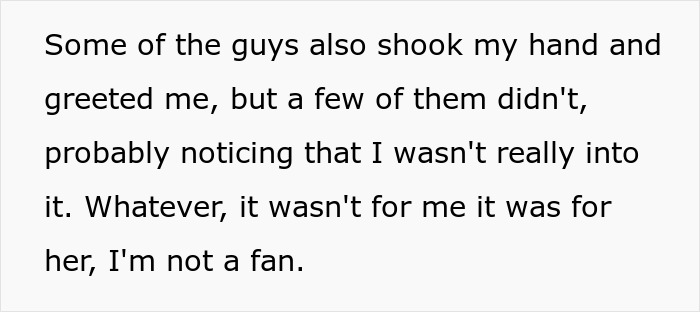 Guy Mocks GF Publicly For Fangirling Over A K-Pop Band, Acts Surprised When She Gets Mad At Him Guy Mocks GF Publicly For Fangirling Over A K-Pop Band, Acts Surprised When She Gets Mad At Him