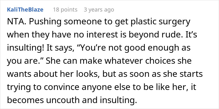 Looks-Obsessed Lady Gives 30YO Sis Plastic-Surgery Gift Card, Gets Mad When She Refuses To Use It Looks-Obsessed Lady Gives 30YO Sis Plastic-Surgery Gift Card, Gets Mad When She Refuses To Use It