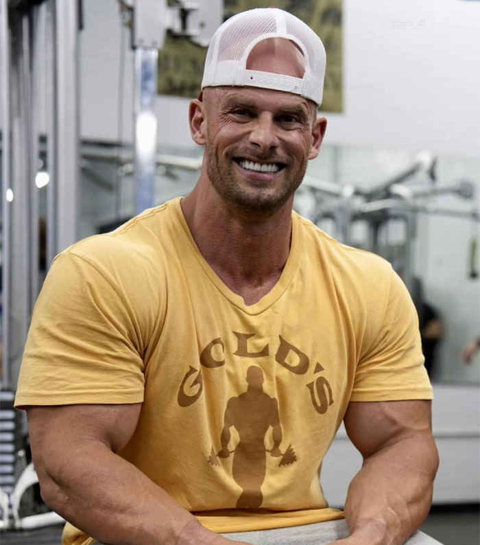 “Disgusting”: Fans Brutally Slam Joey Swoll For Controversial Take On Trans Gym Locker Room Fight “Disgusting”: Fans Brutally Slam Joey Swoll For Controversial Take On Trans Gym Locker Room Fight