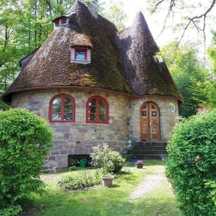 58 Cozy Countryside Homes That Look Like They Belong In A Storybook